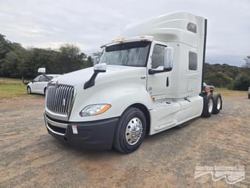 Main image International LT625