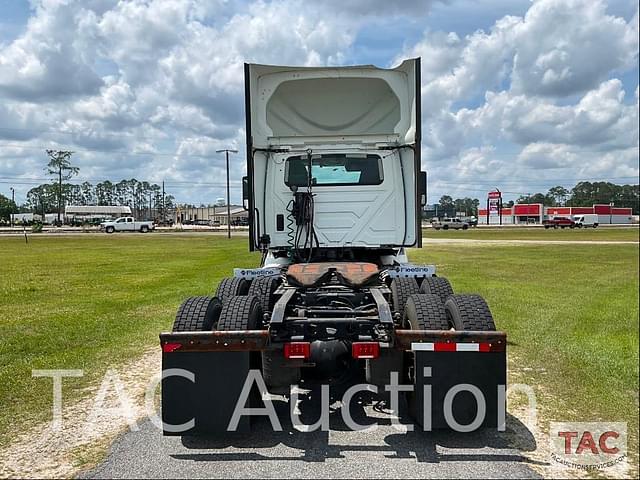 Image of International RH613 equipment image 3