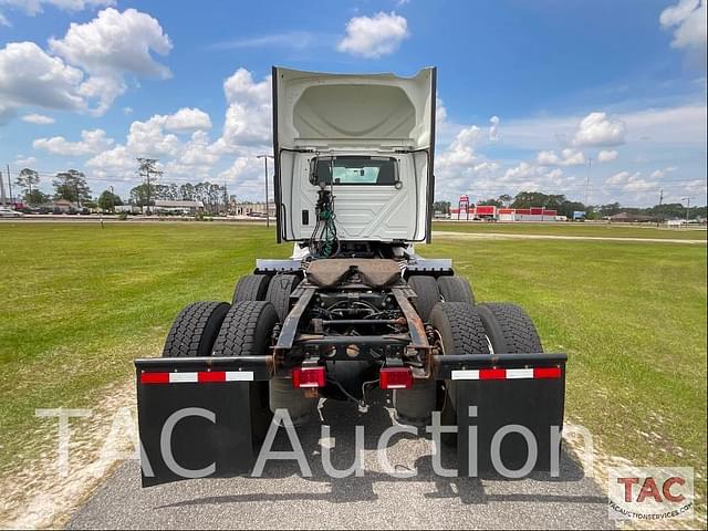 Image of International RH613 equipment image 3