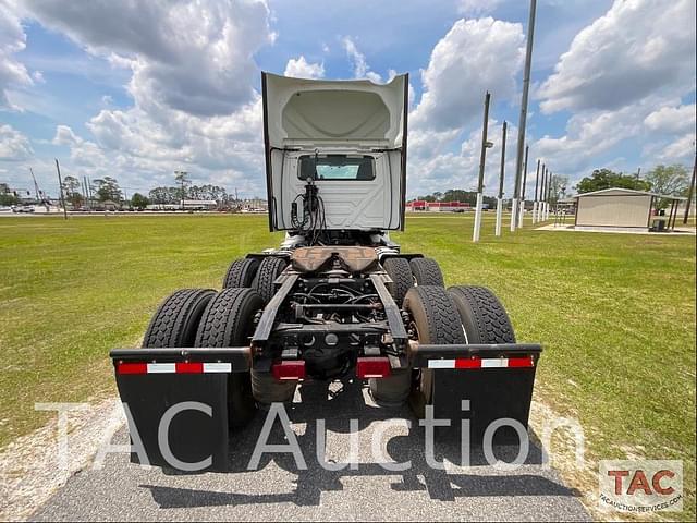 Image of International RH613 equipment image 3
