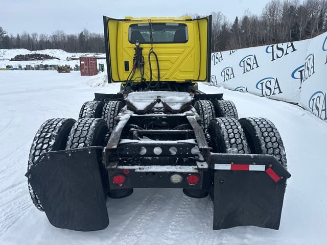 Image of International RH613 equipment image 3