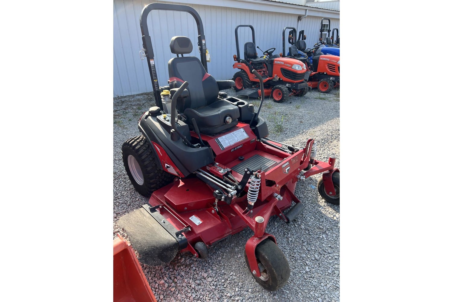 2019 Ferris IS3200Z Equipment Image0