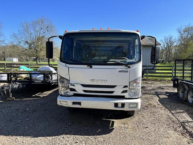 Image of Isuzu NPR-HD equipment image 1