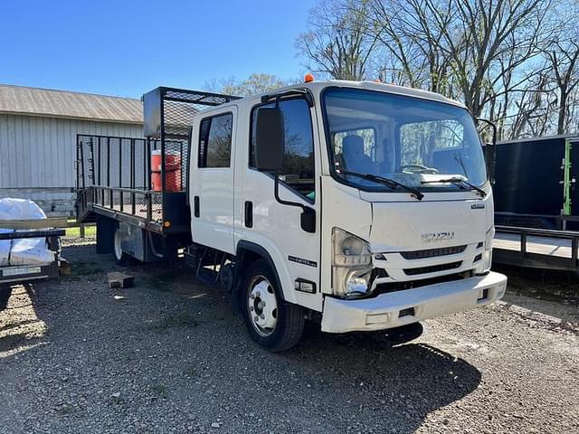 Image of Isuzu NPR-HD equipment image 2