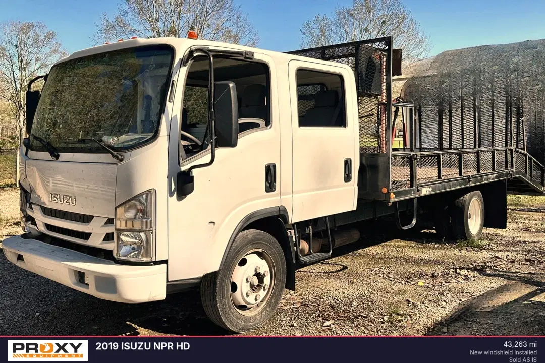 Image of Isuzu NPR-HD Primary image