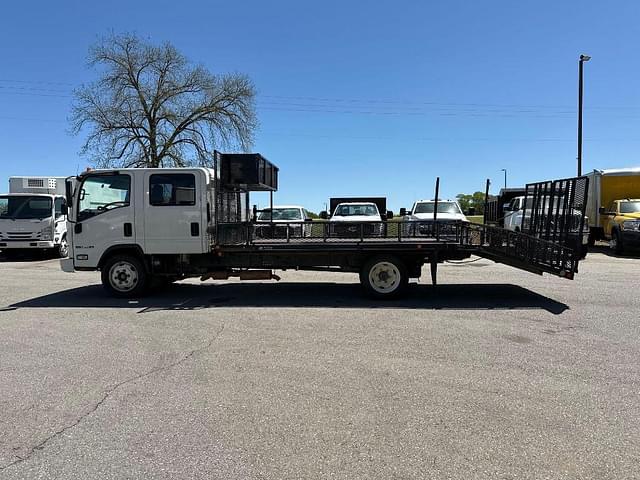 Image of Isuzu NPR-HD equipment image 1