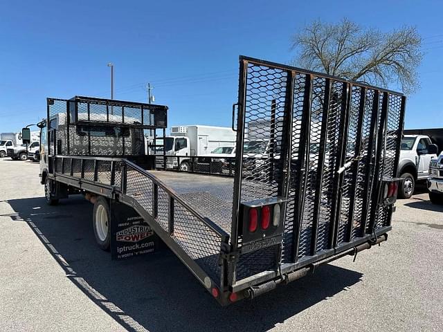 Image of Isuzu NPR-HD equipment image 2