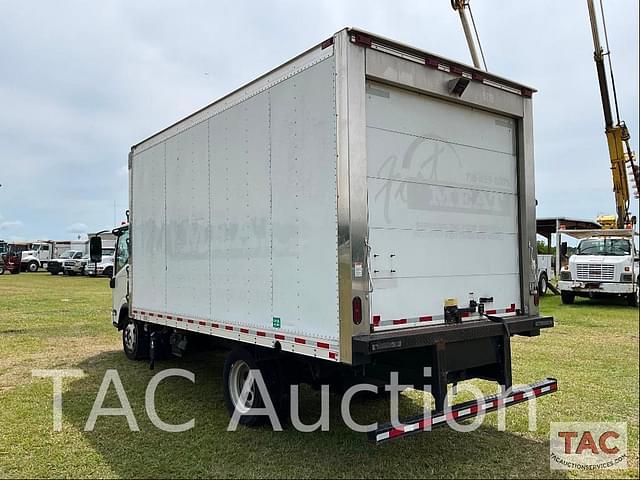 Image of Isuzu NRR equipment image 2