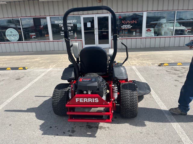 Image of Ferris ISX800 equipment image 3