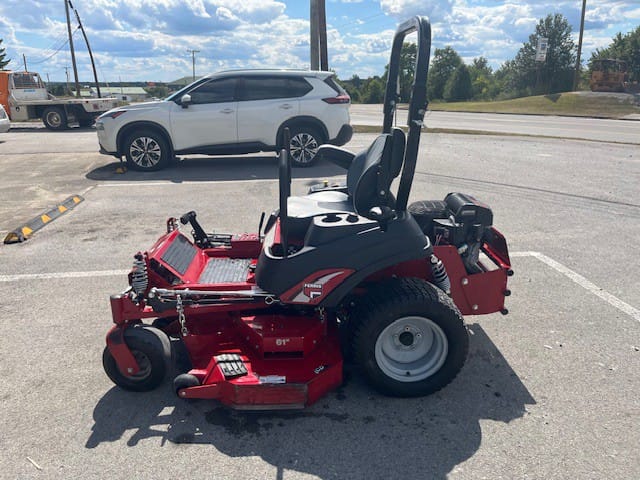 2019 Ferris ISX800 Equipment Image0