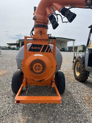 Image of Jacto J2000 equipment image 2
