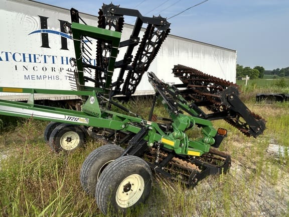 2019 J&M TF212 Equipment Image0