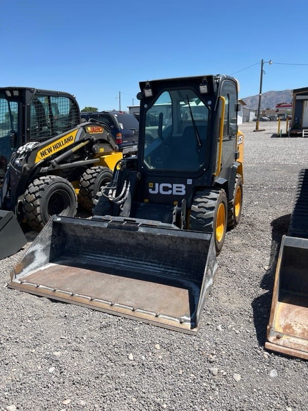 2019 JCB 215 Equipment Image0