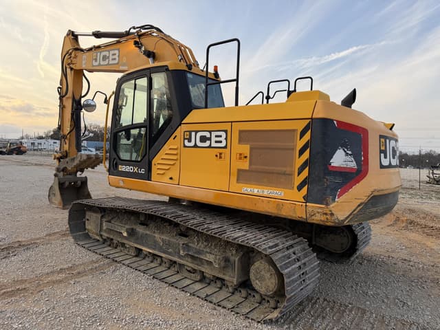 Image of JCB 220X LC equipment image 3