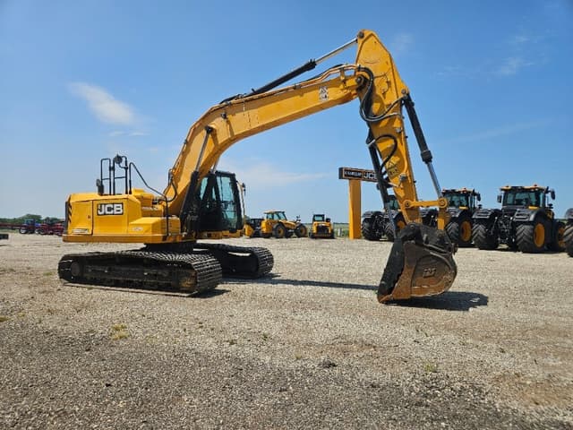 Image of JCB 220X LC equipment image 4