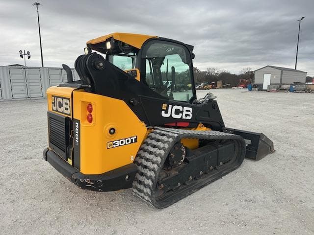 Image of JCB 300T equipment image 4