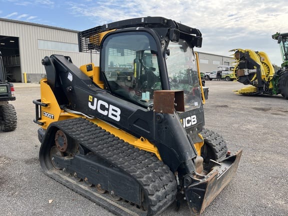 2019 JCB 300T Equipment Image0