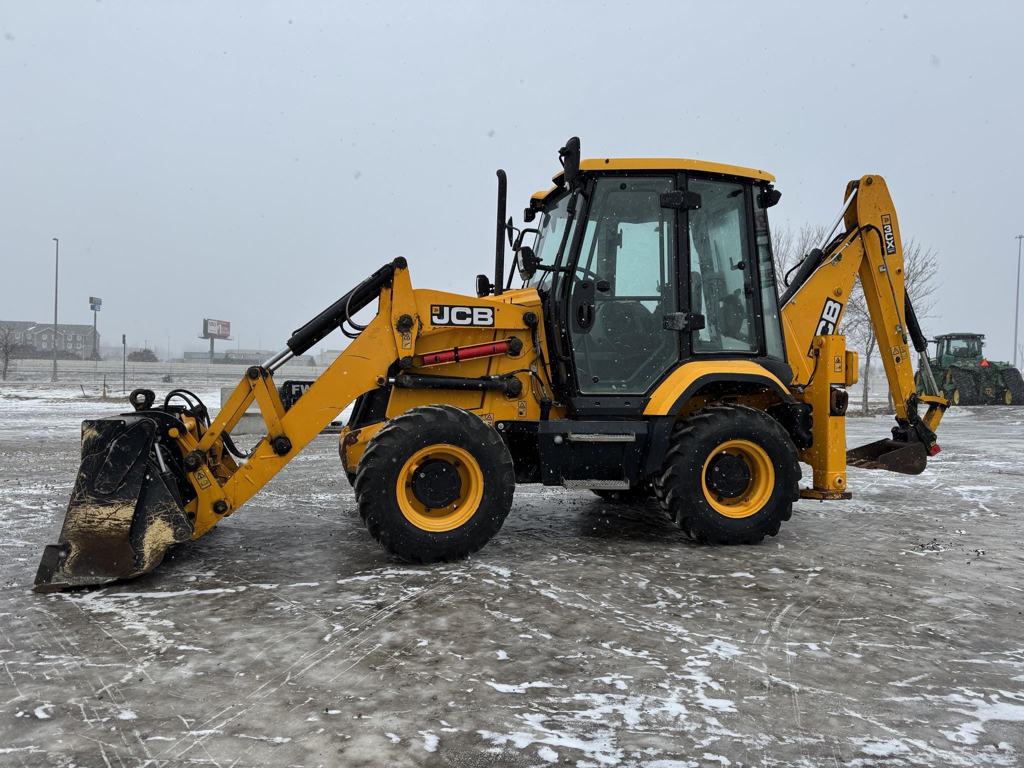 2019 JCB 3CX Equipment Image0
