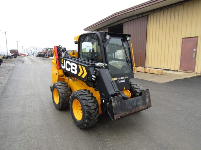 Image of JCB 3TS-8W equipment image 2