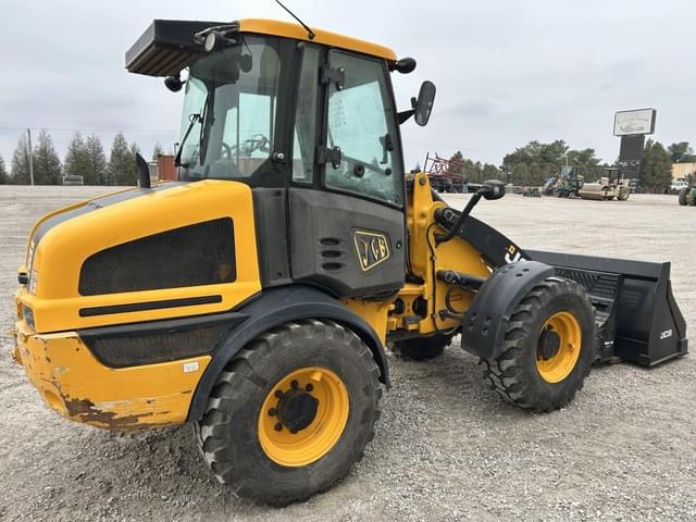 Image of JCB 409 equipment image 4