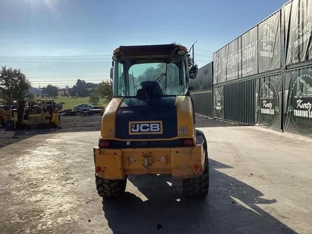 Image of JCB 409 equipment image 2