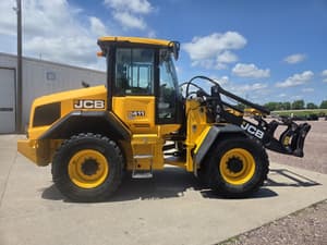 2019 JCB 411 Image