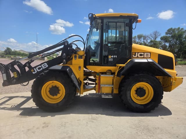 Image of JCB 411 equipment image 1