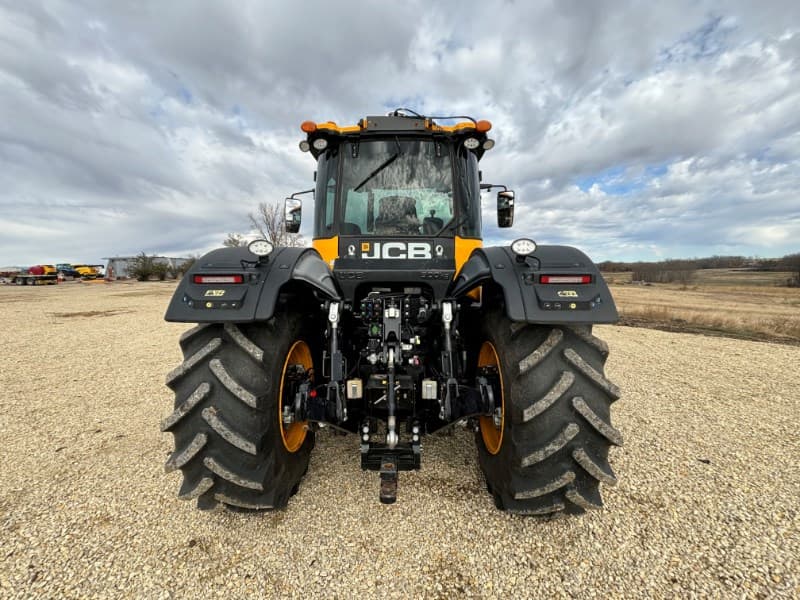 Image of JCB Fastrac 4220 Image 1