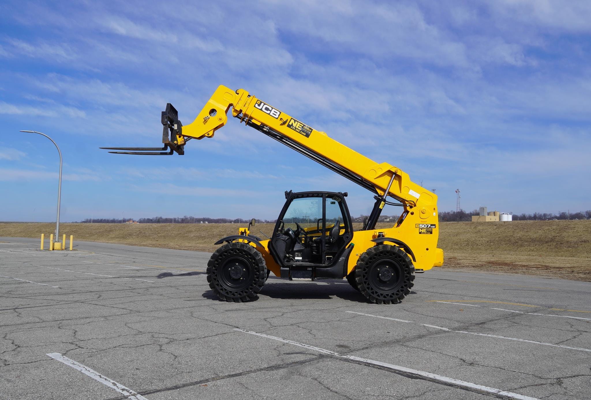 2019 JCB 507-42 Equipment Image0