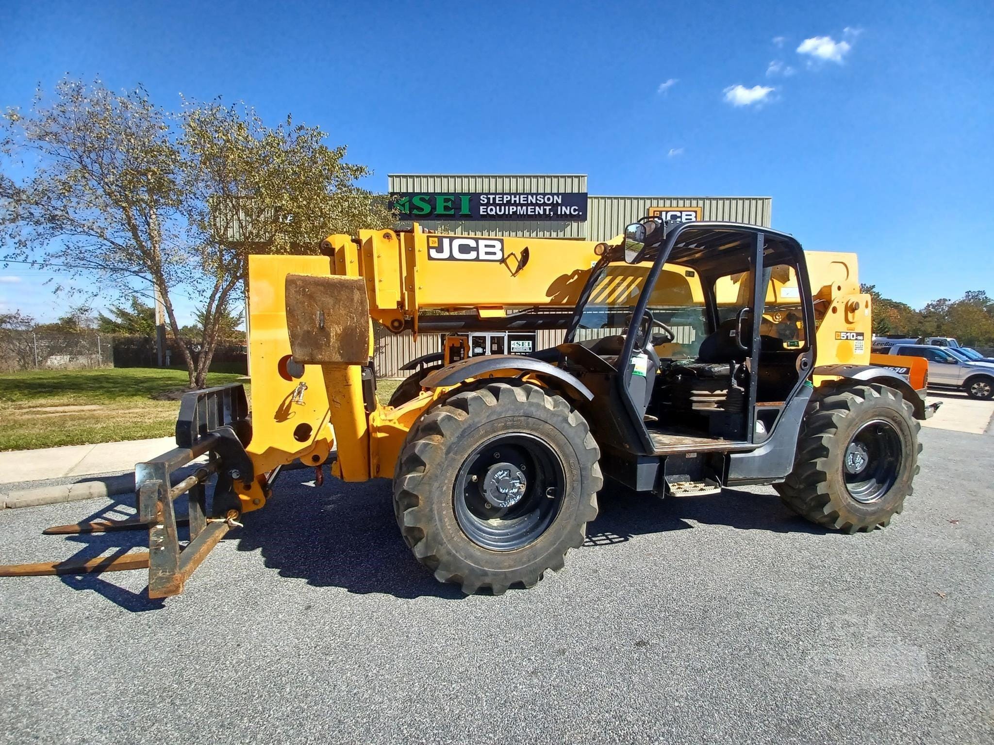 2019 JCB 510-56 Equipment Image0