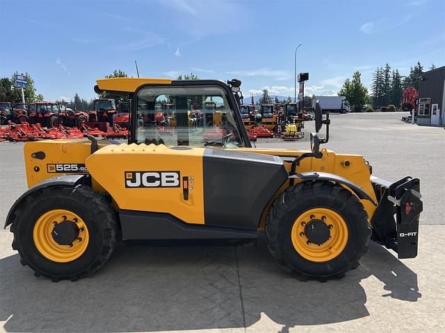 Image of JCB 525-60 Agri Plus equipment image 4