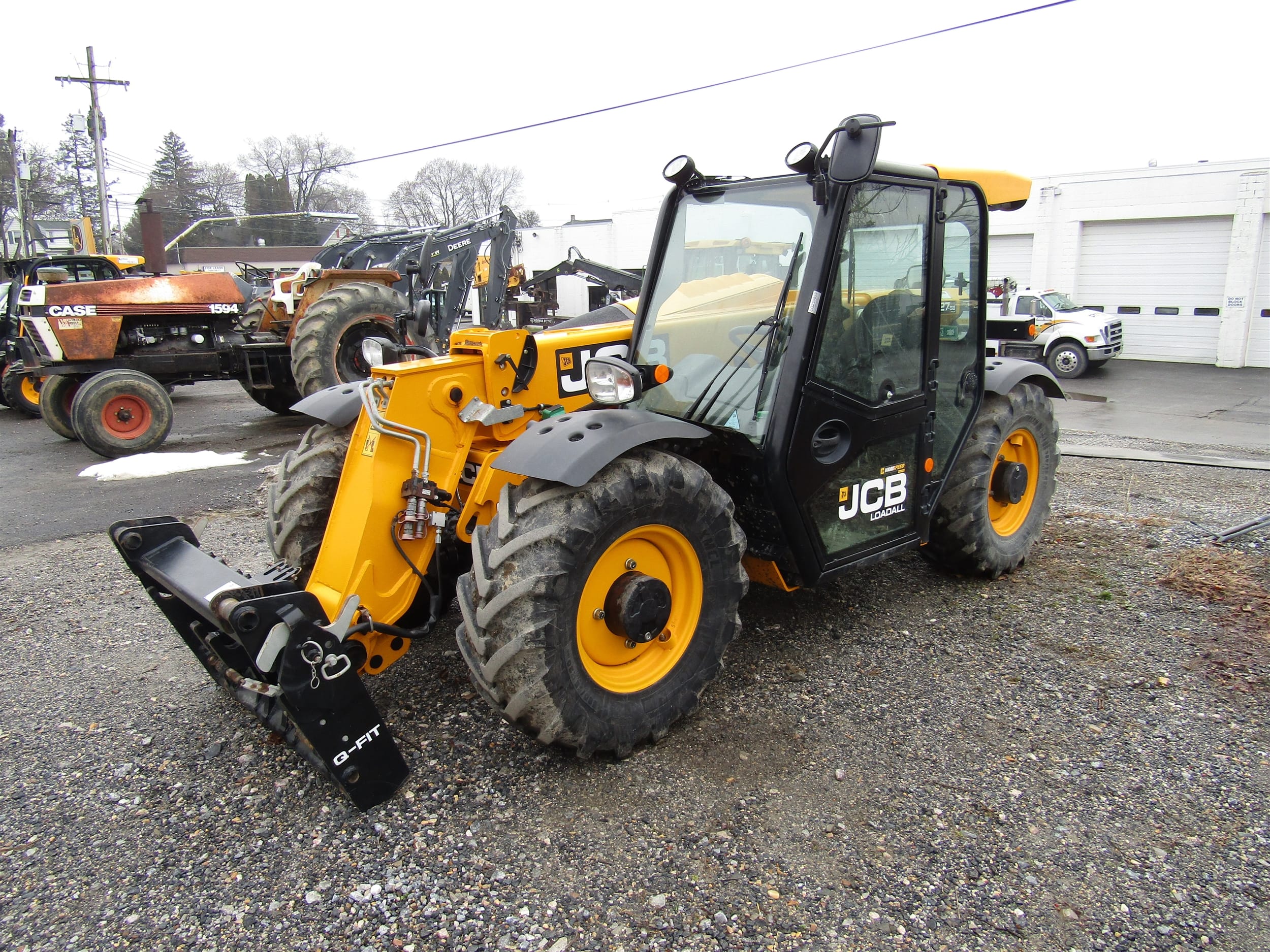 Main image JCB 527-58