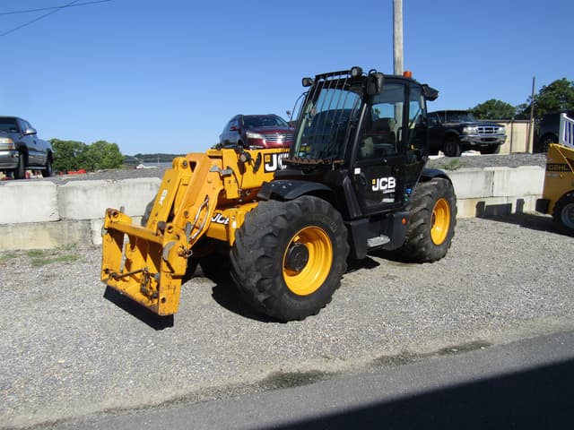 Image of JCB 541-70 Agri Super equipment image 2