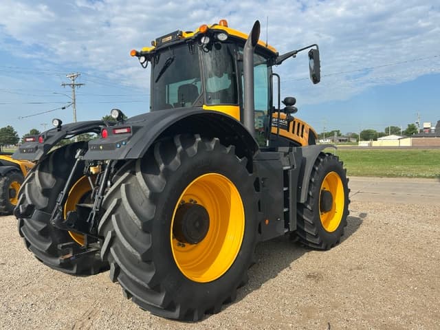 Image of JCB Fastrac 8330 equipment image 2