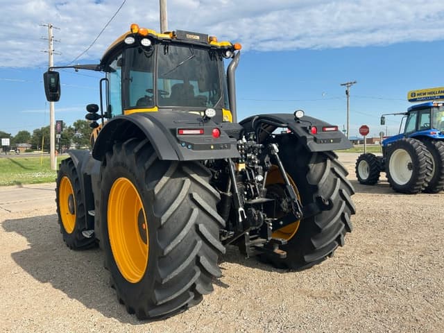 Image of JCB Fastrac 8330 equipment image 4