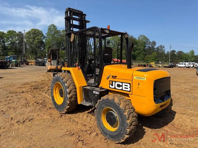 Image of JCB 930 equipment image 2