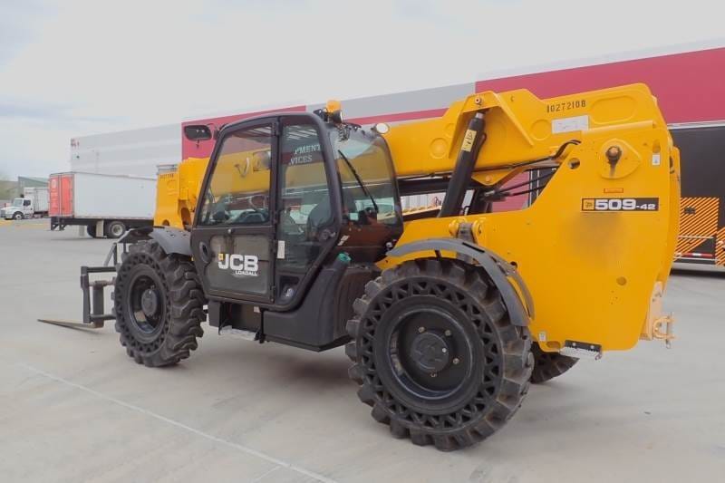 Main image JCB 509-42