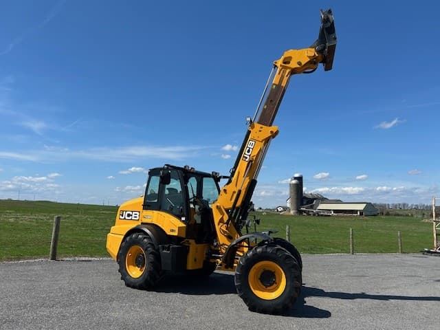 Image of JCB TM320 equipment image 3