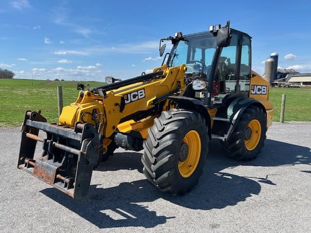 Image of JCB TM320 equipment image 2