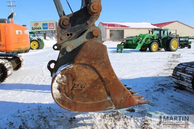 Image of John Deere 210G equipment image 4