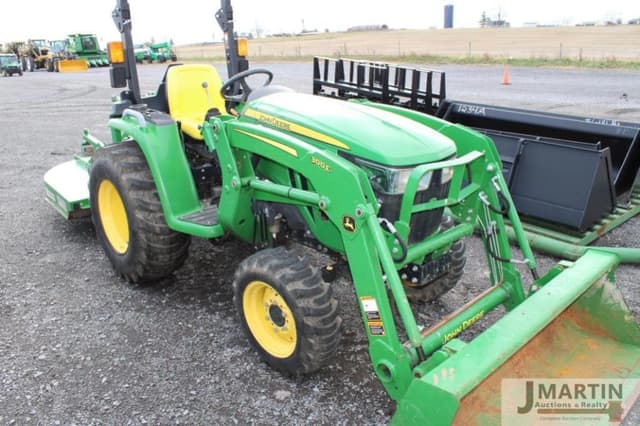 Image of John Deere 3025E equipment image 1