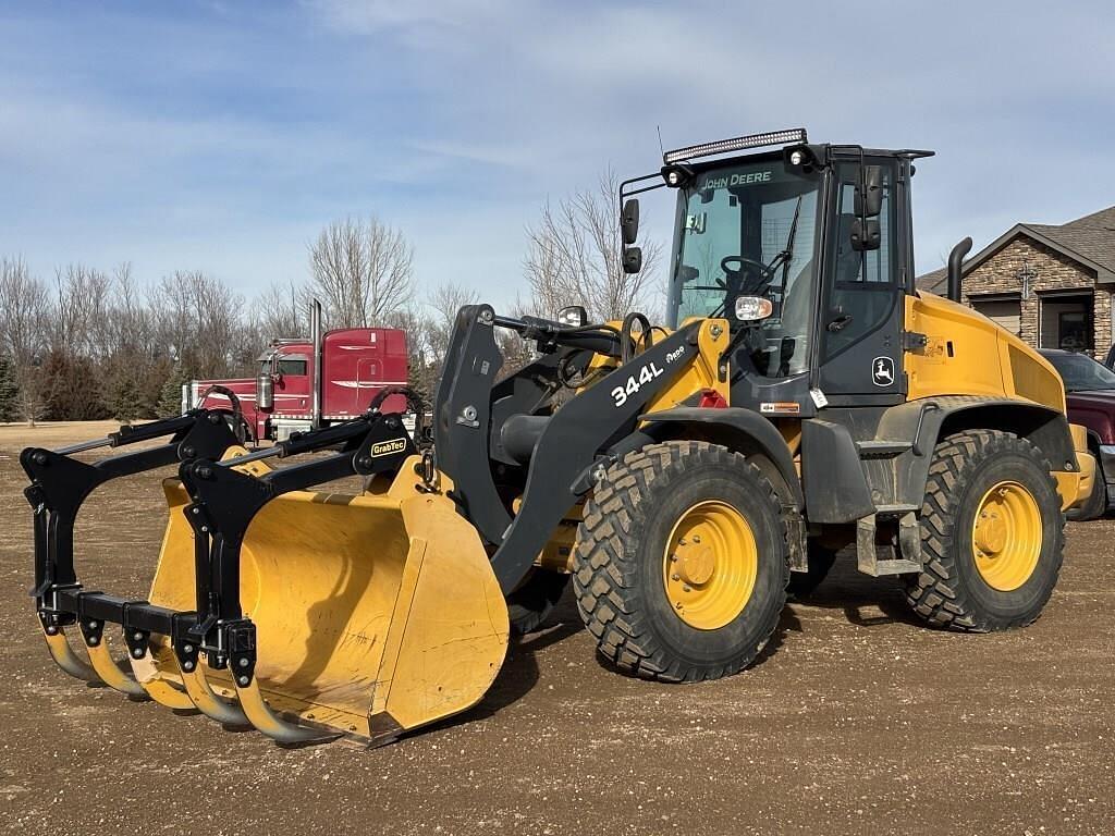 Image of John Deere 344L Primary image