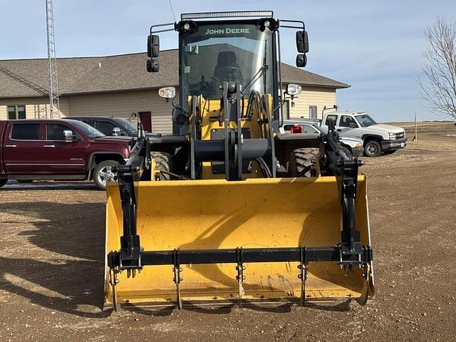 Image of John Deere 344L equipment image 2