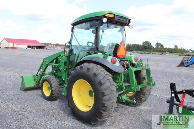 Image of John Deere 4052R equipment image 3