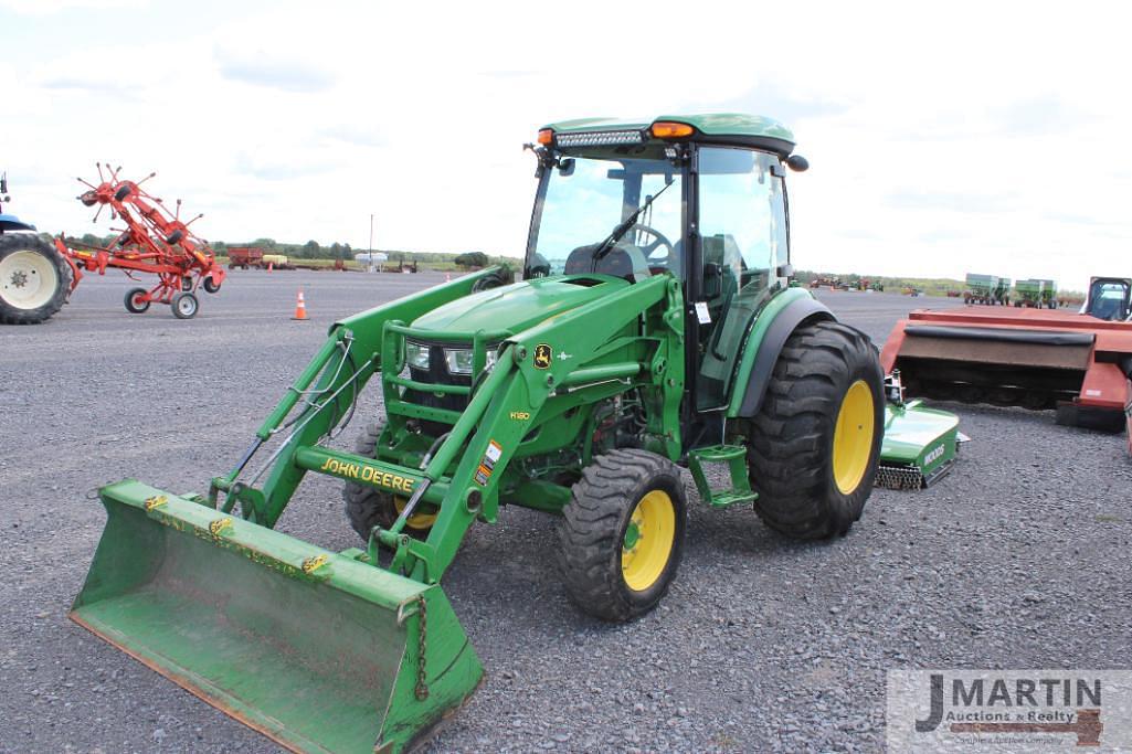 Image of John Deere 4052R Primary image