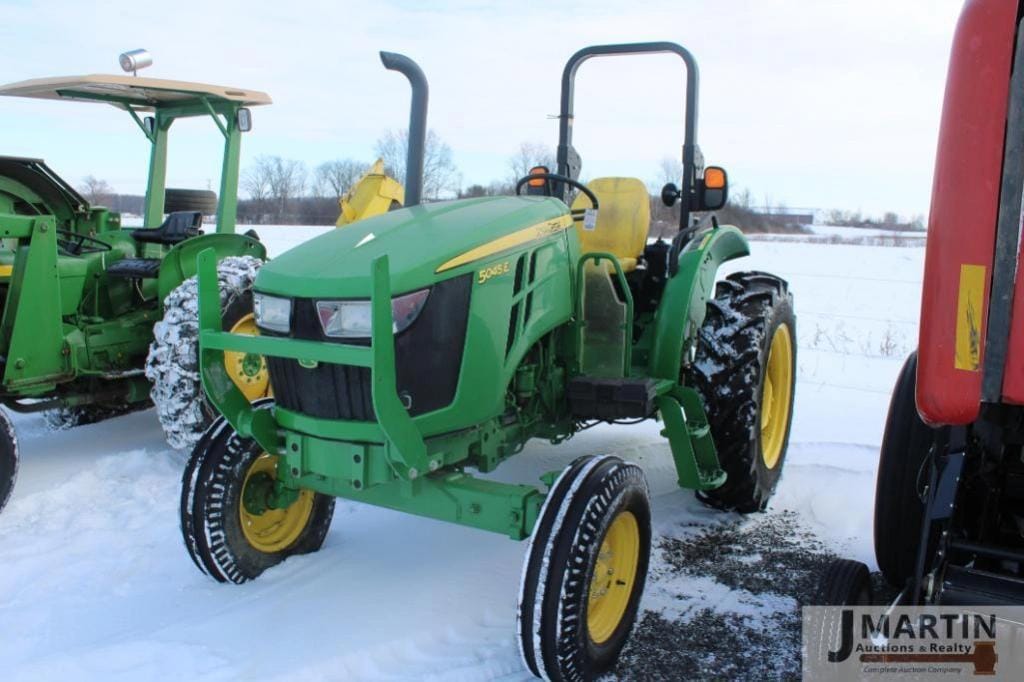 2019 John Deere 5045E Equipment Image0