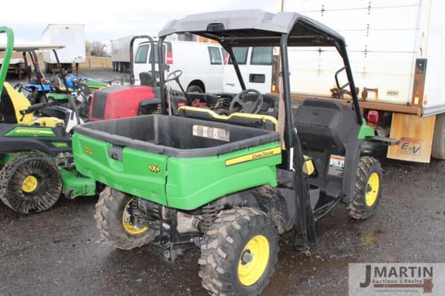Image of John Deere XUV 560E equipment image 2