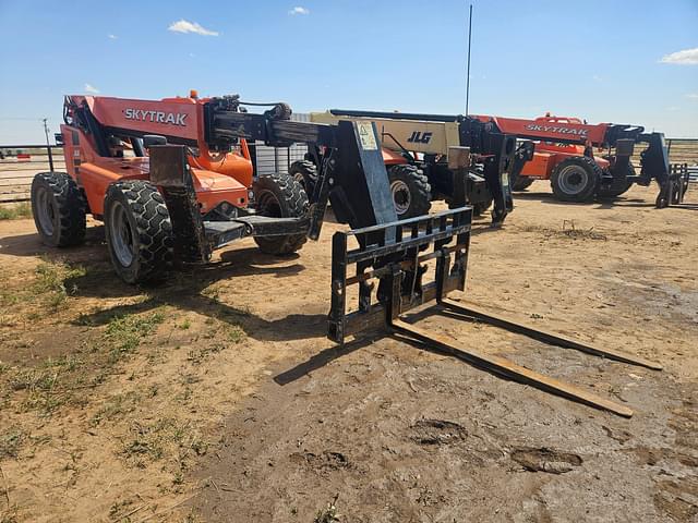 Image of JLG 10054 equipment image 2