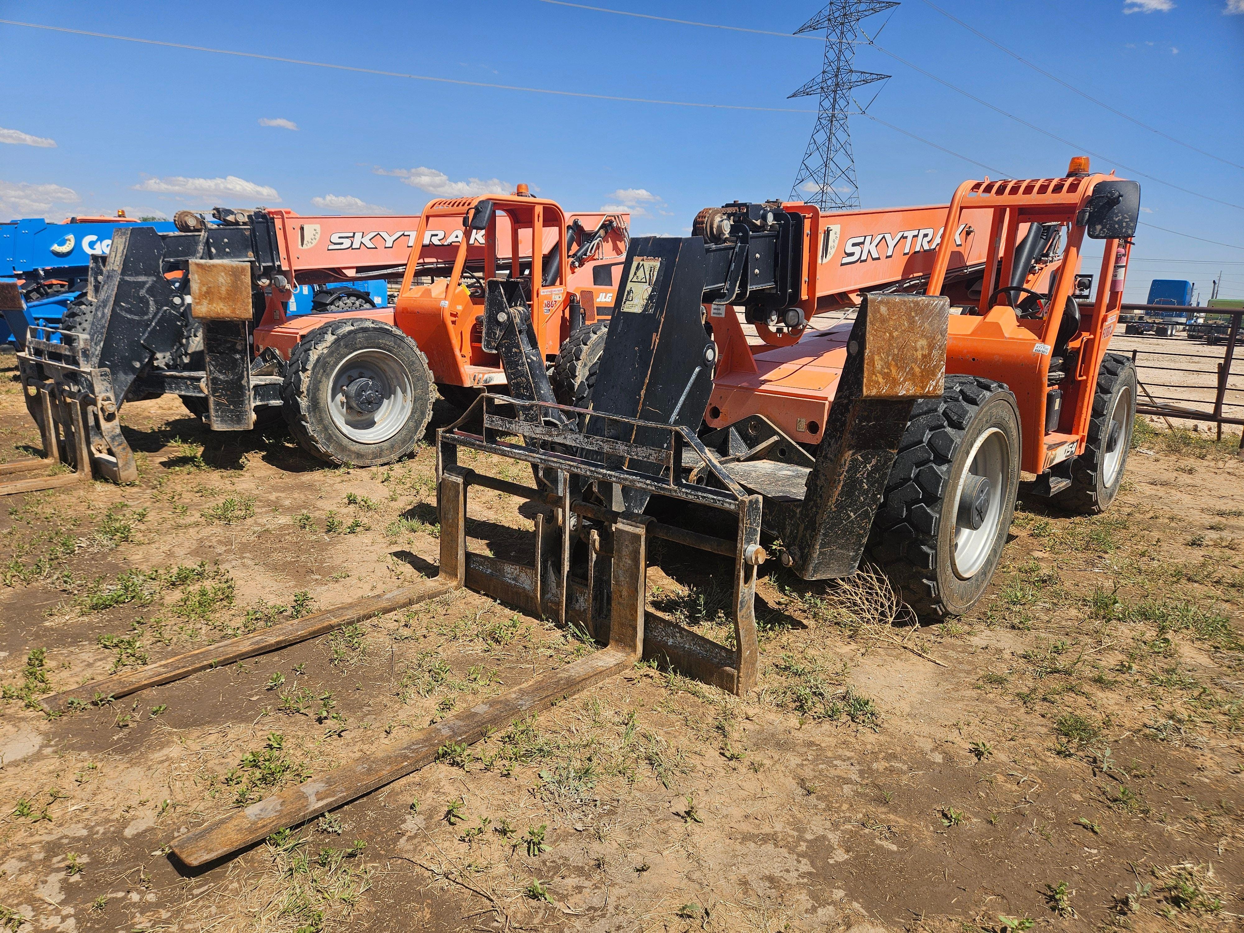 Main image JLG 10054