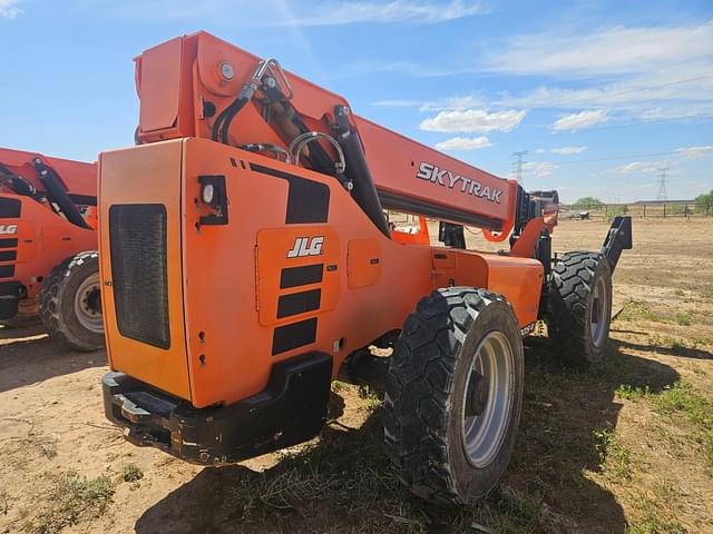 Image of JLG 10054 equipment image 4